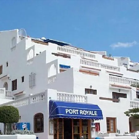 Cristianos Port Royale 157 *