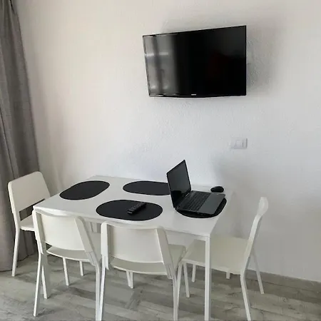 Cristianos Port Royale 157 * Лос Кристианос